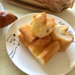 バターたっぷりのフランスパン最高　AUX BACCHANALES