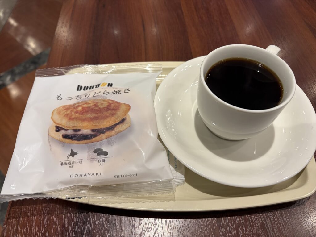 ドトールの「もっちりどら焼き」が地味に神だった件｜コーヒーと合わせたら優勝する和スイーツ